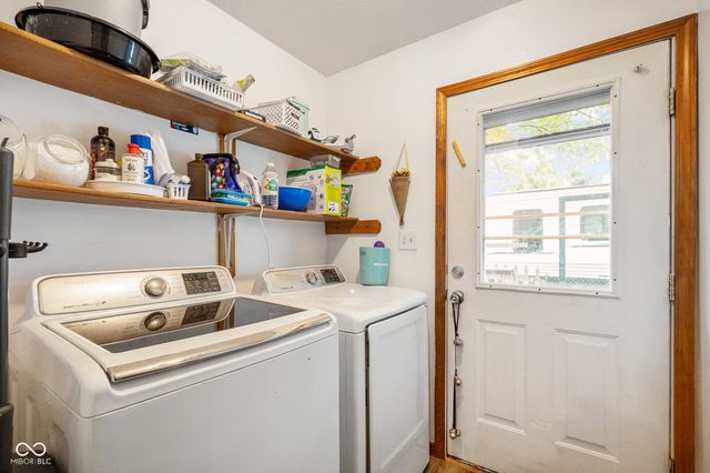 300 E Washington Street, Mooresville, IN 46158