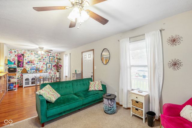 300 E Washington Street, Mooresville, IN 46158