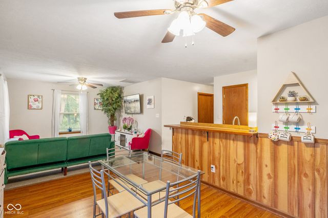 300 E Washington Street, Mooresville, IN 46158