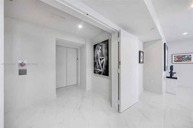 700 NE 24th St 1107, Miami, FL 33137