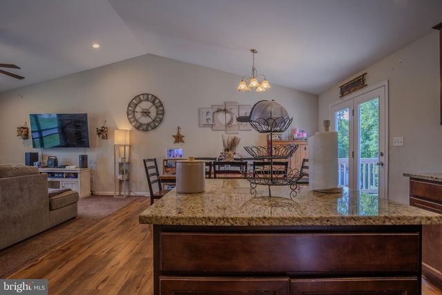 236 CATCH RELEASE CT, Inwood, WV 25428