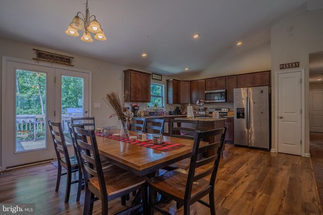236 CATCH RELEASE CT, Inwood, WV 25428