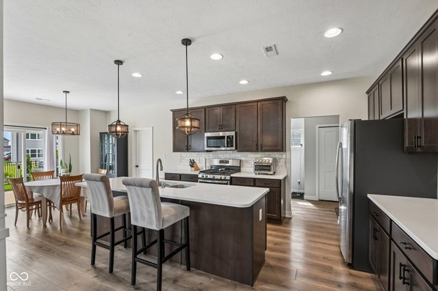 875 Ventura Drive, Westfield, IN 46074