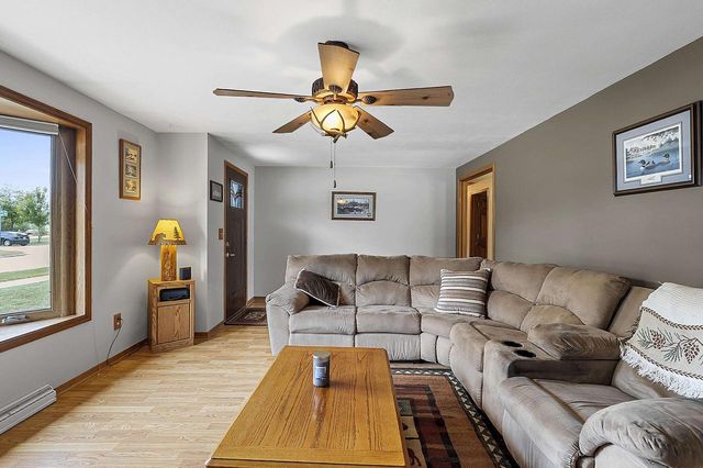 2360 KINCAID AVENUE, Oshkosh, WI 54904