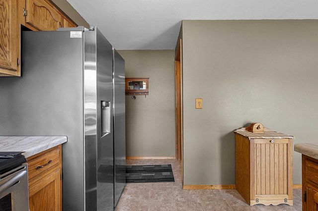 2360 KINCAID AVENUE, Oshkosh, WI 54904