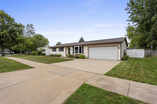 2360 KINCAID AVENUE, Oshkosh, WI 54904