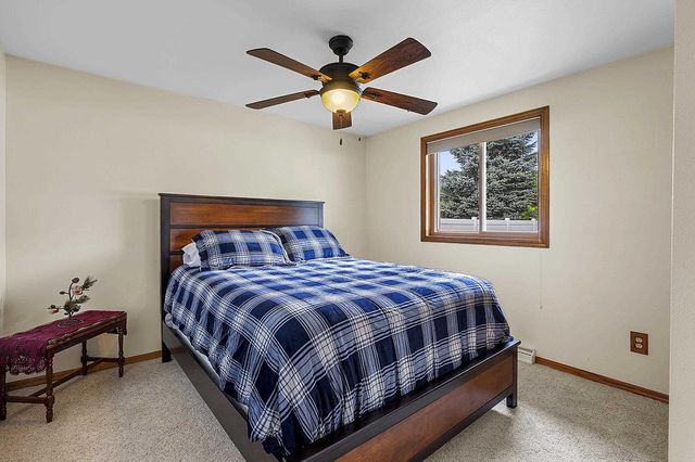 2360 KINCAID AVENUE, Oshkosh, WI 54904