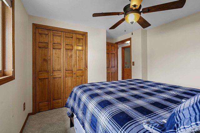 2360 KINCAID AVENUE, Oshkosh, WI 54904