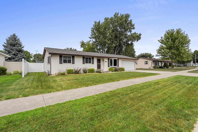 2360 KINCAID AVENUE, Oshkosh, WI 54904