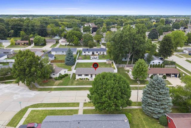 2360 KINCAID AVENUE, Oshkosh, WI 54904