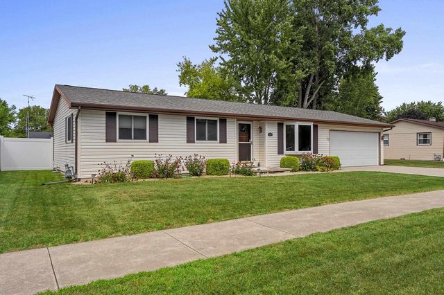 2360 KINCAID AVENUE, Oshkosh, WI 54904