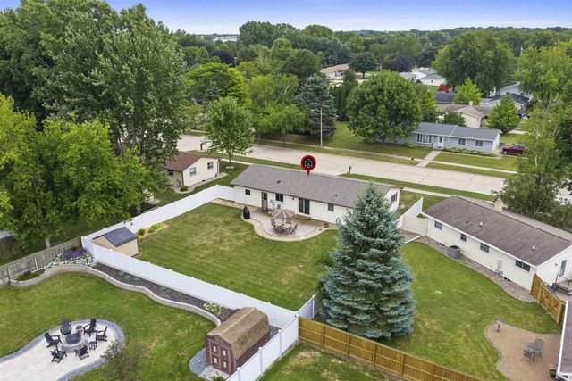 2360 KINCAID AVENUE, Oshkosh, WI 54904