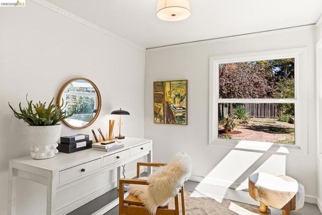 2833 Regent St, Berkeley, CA 94705