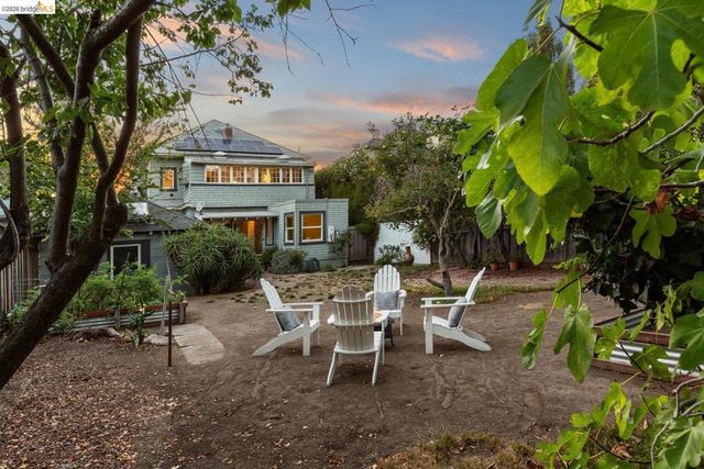 2833 Regent St, Berkeley, CA 94705