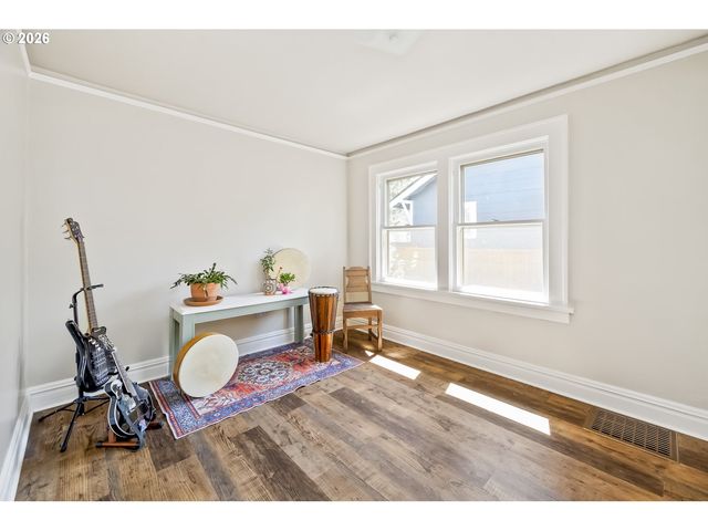 3345 Ne 78TH Ave, Portland, OR 97213