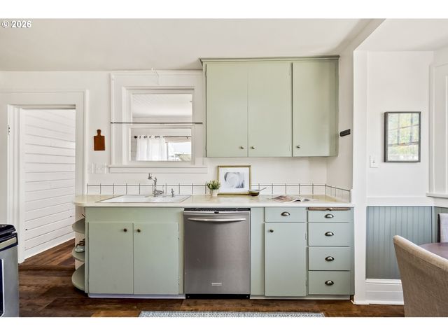 3345 Ne 78TH Ave, Portland, OR 97213