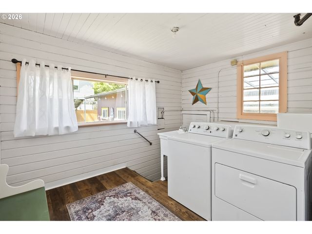 3345 Ne 78TH Ave, Portland, OR 97213