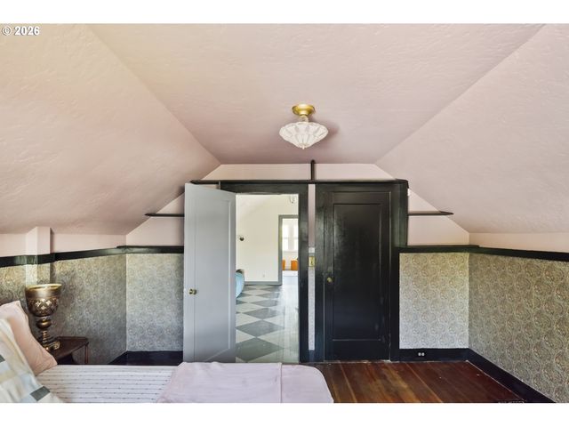 3345 Ne 78TH Ave, Portland, OR 97213