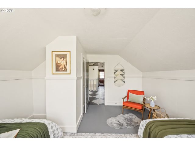 3345 Ne 78TH Ave, Portland, OR 97213
