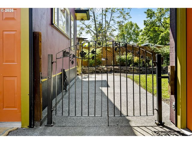 3345 Ne 78TH Ave, Portland, OR 97213
