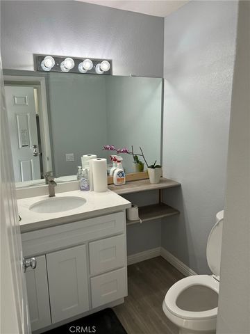 543 S Eveningsong Lane, Anaheim Hills, CA 92808