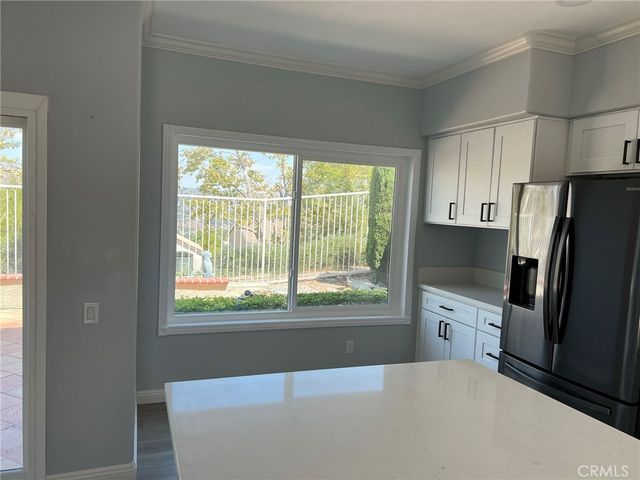 543 S Eveningsong Lane, Anaheim Hills, CA 92808