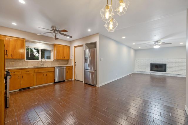 1395 S Rupert Avenue, Reedley, CA 93654