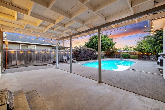 1395 S Rupert Avenue, Reedley, CA 93654