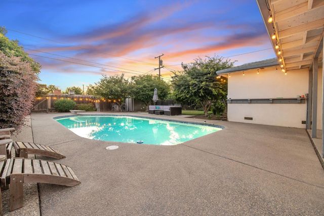 1395 S Rupert Avenue, Reedley, CA 93654