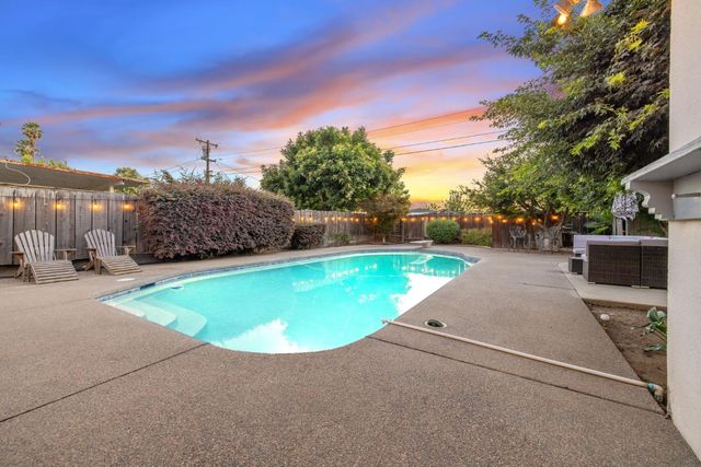 1395 S Rupert Avenue, Reedley, CA 93654