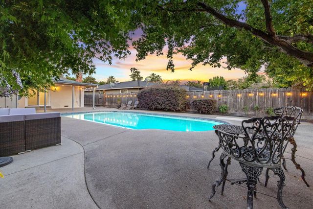 1395 S Rupert Avenue, Reedley, CA 93654