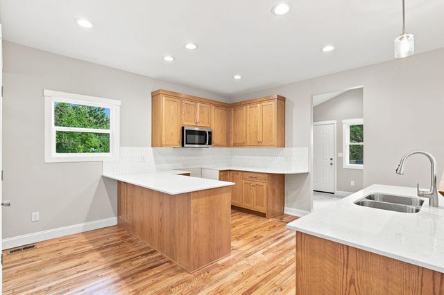 14621 310th Street, Center City, MN 55012