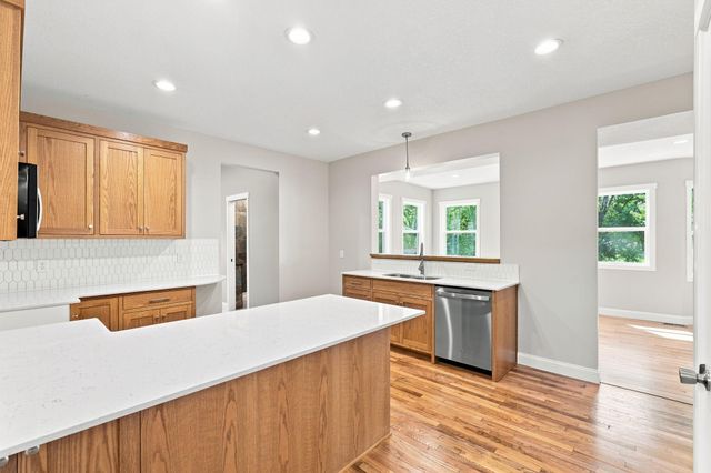 14621 310th Street, Center City, MN 55012