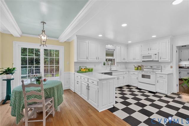 10817 North Bank Rd, Henrico, VA 23238