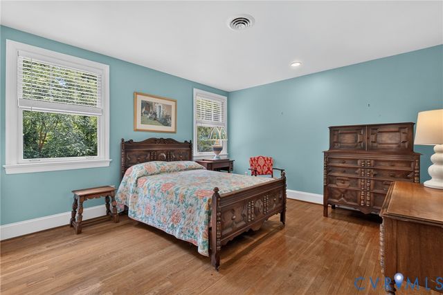 10817 North Bank Rd, Henrico, VA 23238
