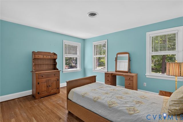 10817 North Bank Rd, Henrico, VA 23238