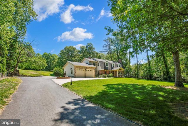 4107 WOODLARK DR, Annandale, VA 22003