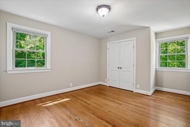 4107 WOODLARK DR, Annandale, VA 22003