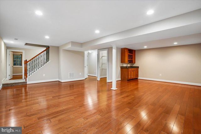 4107 WOODLARK DR, Annandale, VA 22003