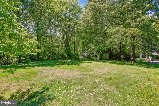4107 WOODLARK DR, Annandale, VA 22003