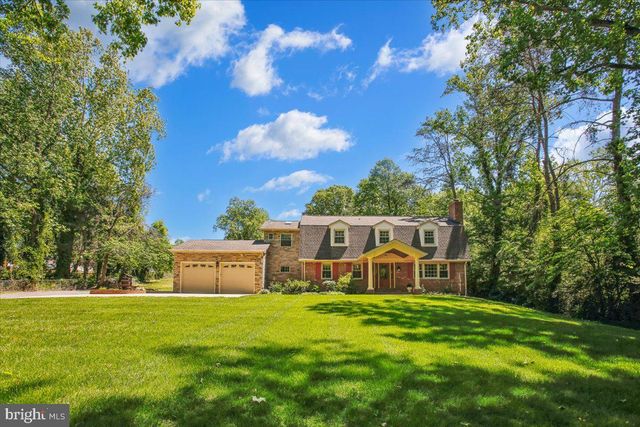 4107 WOODLARK DR, Annandale, VA 22003