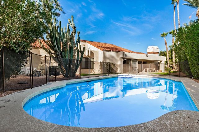 10060 E San Bernardo Drive, Scottsdale, AZ 85258