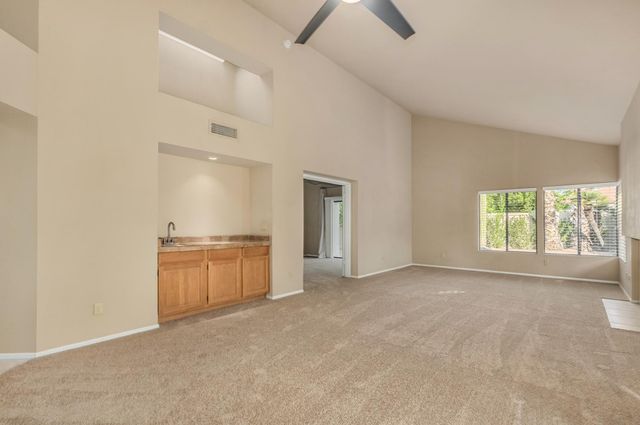 10060 E San Bernardo Drive, Scottsdale, AZ 85258
