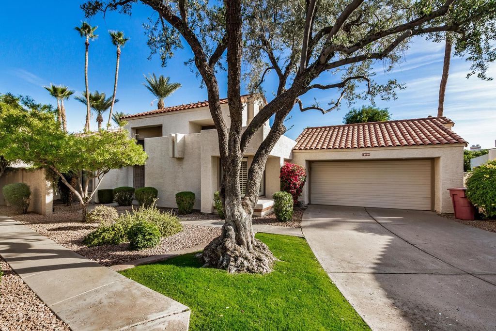 10060 E San Bernardo Drive, Scottsdale, AZ 85258