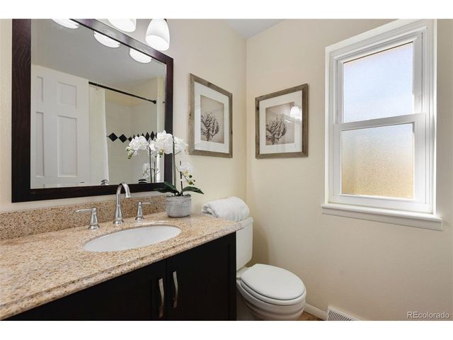 7888 S Trenton St, Centennial, CO 80112