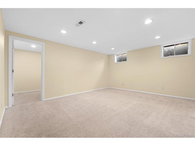 7888 S Trenton St, Centennial, CO 80112