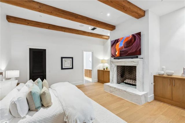 15931 Via De Santa Fe, Rancho Santa Fe, CA 92067