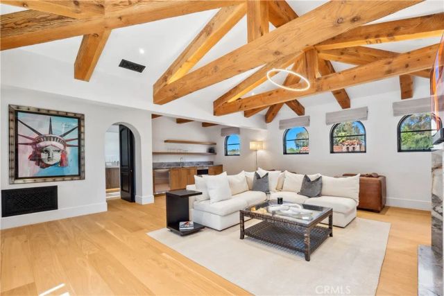 15931 Via De Santa Fe, Rancho Santa Fe, CA 92067