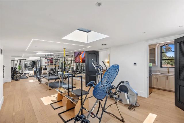 15931 Via De Santa Fe, Rancho Santa Fe, CA 92067