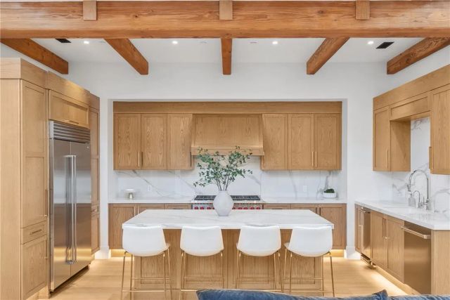 15931 Via De Santa Fe, Rancho Santa Fe, CA 92067
